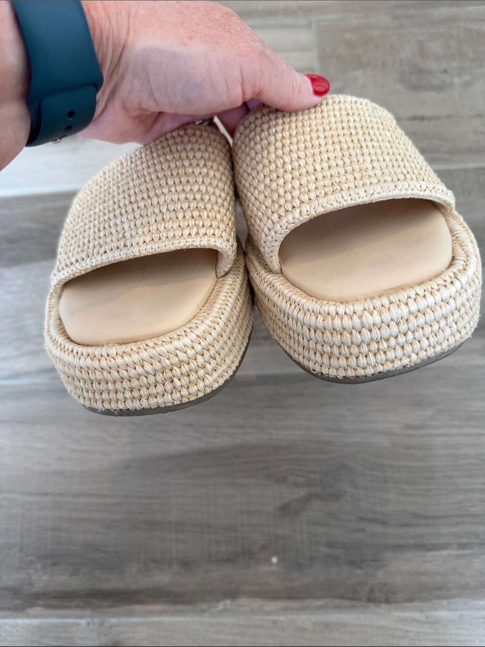 Steve Madden 8 Beachy straw woven platform slides - Picture 2 of 5
